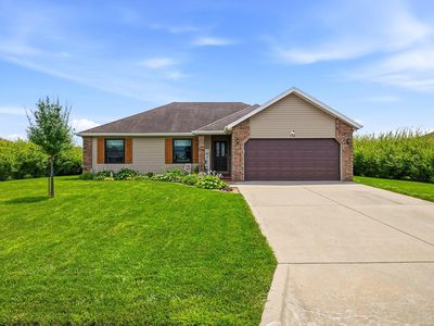 710 W Lexington Circle
