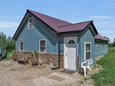 36 Freedom Rd