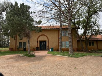 Property at 1614 Cactus Dr, Levelland, TX