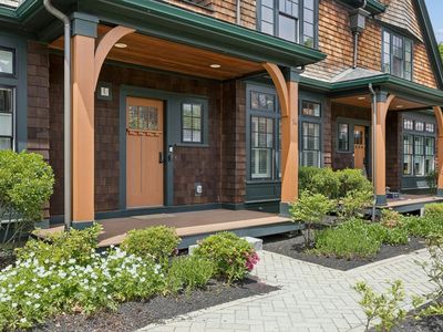 Property at 14 Abbey Rd #14, Sherborn, MA