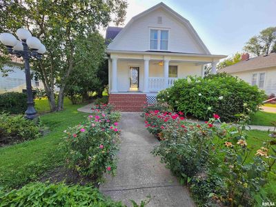 Property at 438 N 7th St, Auburn, IL