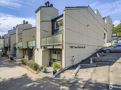 7307 Sand Pont Way NE #613