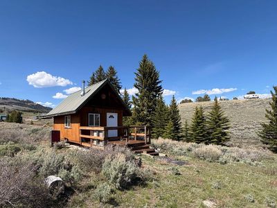 Property at 727 Sheep Dip Dr, Kemmerer, WY