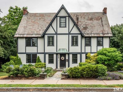 59 West Hill Drive