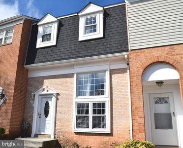 Property at 9180 Laurelwood Ct, Manassas, VA