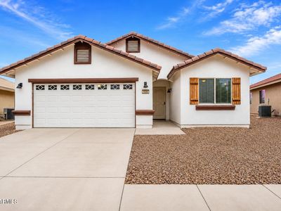 4686 REDWOOD Street