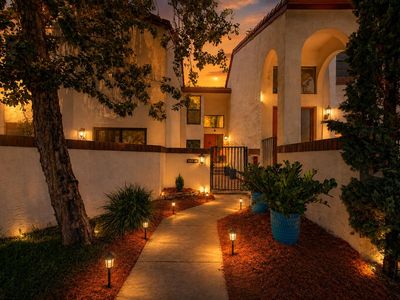 343 IVES DAIRY Road #343-06