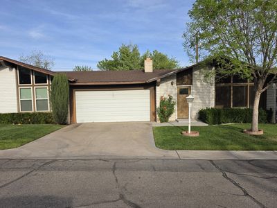 570 S Main St #17