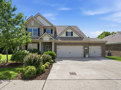8003 Forest Hills Dr