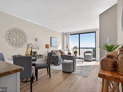 4141 N Henderson Rd APT 1209