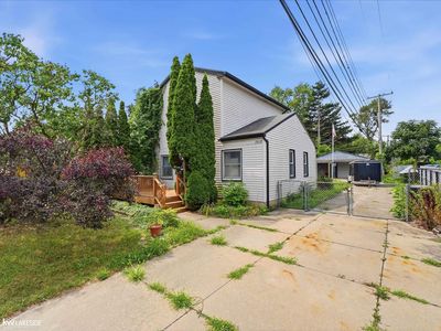 Property at 19039 Deering St, Livonia, MI