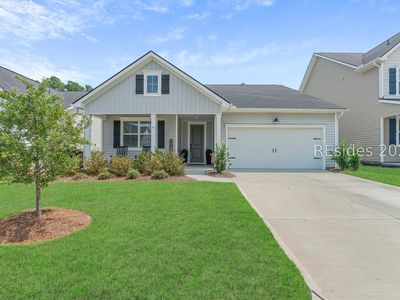 8 Hartwell Rd