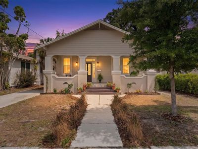 1917 W Lemon St