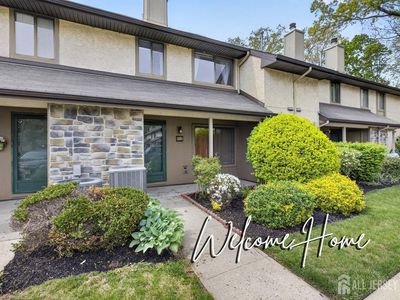 241 Hampshire Dr