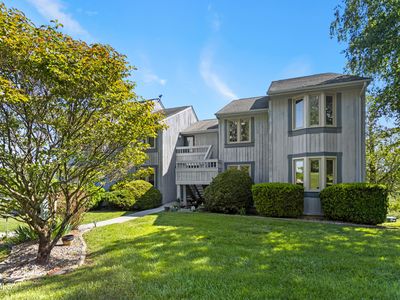100 Wonderland Dr APT 5D