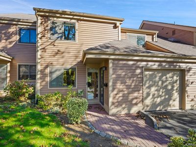 192 Ivy Hill Crescent