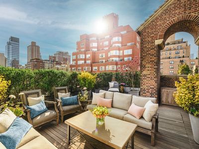 235 E 73rd St #Penthouse A