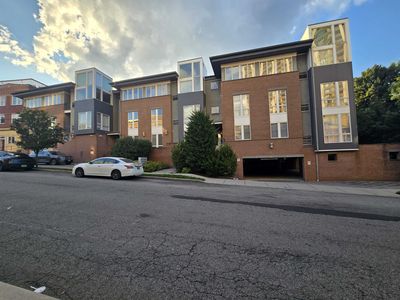 255 Laird Ave APT 2