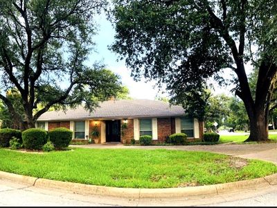 2110 Juanita Dr