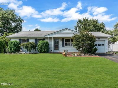 1006 Clubhouse Drive