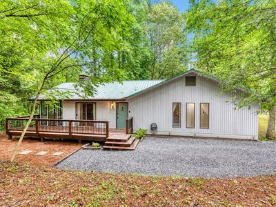 9 Mystic Ct