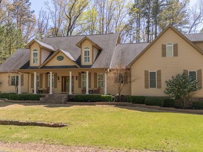 1240 Point Grand Dr