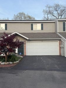 Property at 3510 N Kingston Dr APT 27, Peoria, IL