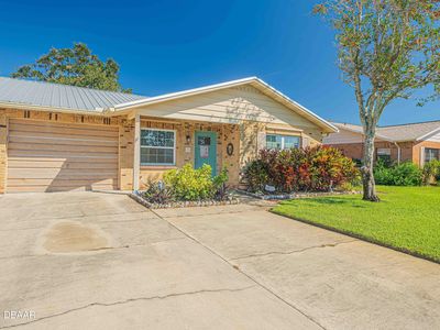 25 Laughing Gull Ln