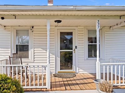 337 Mary Gray Ln