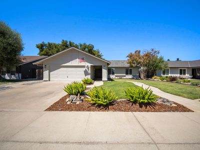 1913 Fox Glen Dr