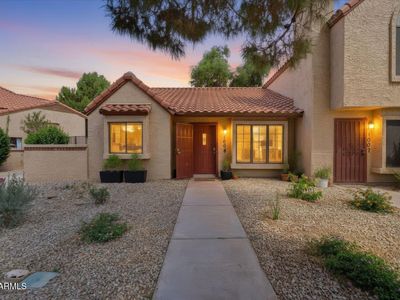 4901 E Kelton Lane #1008