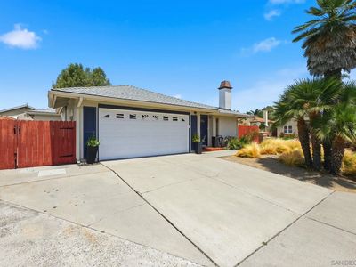3661 La Mirada Dr