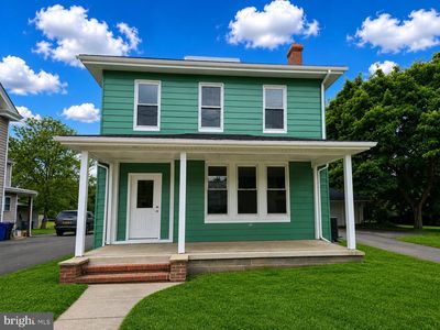 122 N Main St