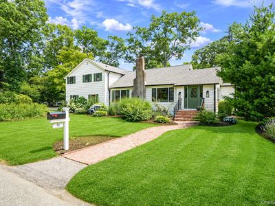 52 Albermarle Avenue
