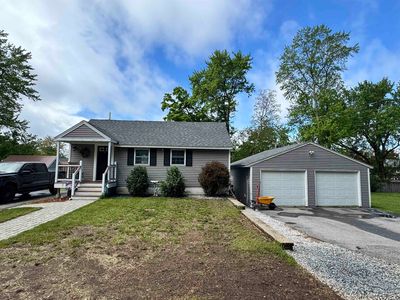 29 Lee Avenue