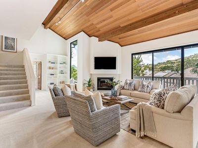 28088 Barn Ct