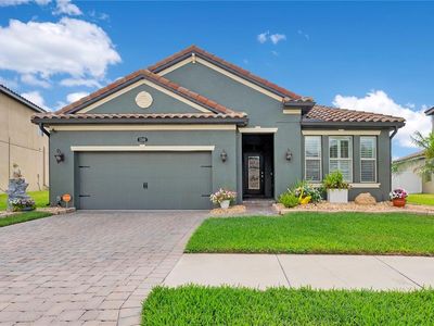 2265 Bella Luna Cir