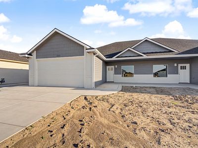 1202 Vista Ct
