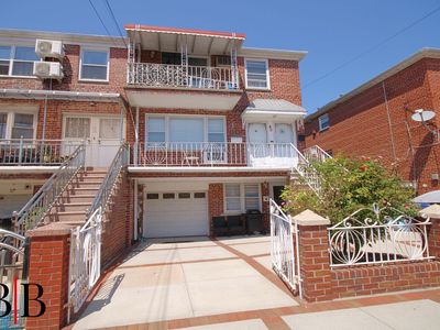 40 Bay 46th St
