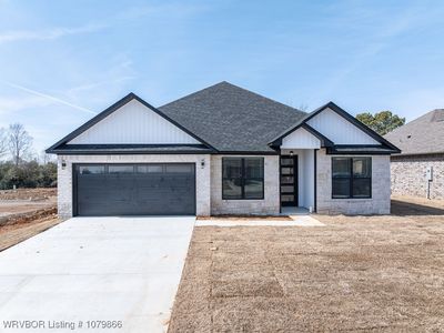 501 Waggoner Ln