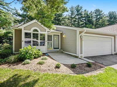 3336 Woodwind Dr NE #32