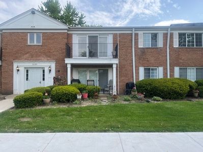 1120 N Farnsworth Ave UNIT 2F