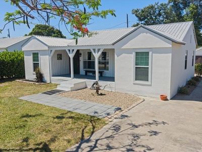 513 E Pasadena Ave