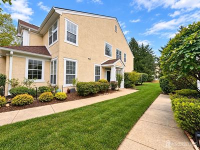 95 Ashford Dr