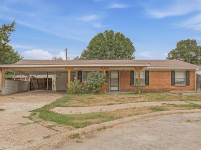 206 Cedar Cir