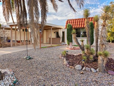 1336 S Desert Meadows Cir