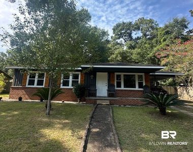 Property at 5609 Diane Dr, Mobile, AL