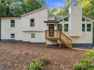 2411 Cochise Dr