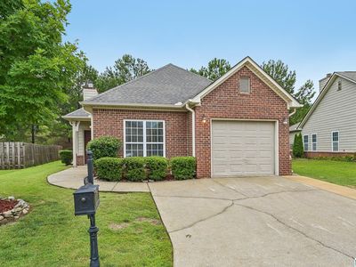 Property at 2017 Preston Ln, Chelsea, AL