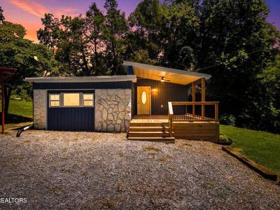 2401 Maryville Pike